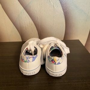Toddlers Polo sneaker Great Condition, Smoke Free Home, White & Light Blue